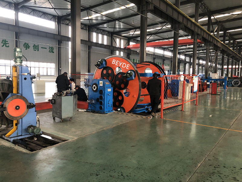 Multi - Function Cable Forming Machine For Power Cable Data Cable 13.9-33.1RPM