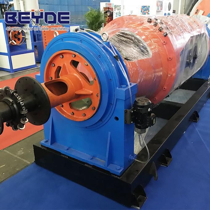 Dutch Strand Machine CE Standard Tubular Stranding Machine 1250 Millimeter Traction Wheel Dia